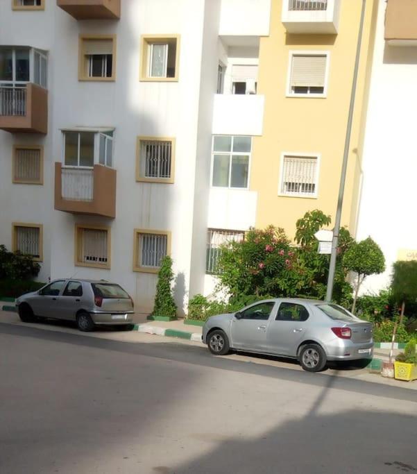 Petit Avec Terasse Tangier