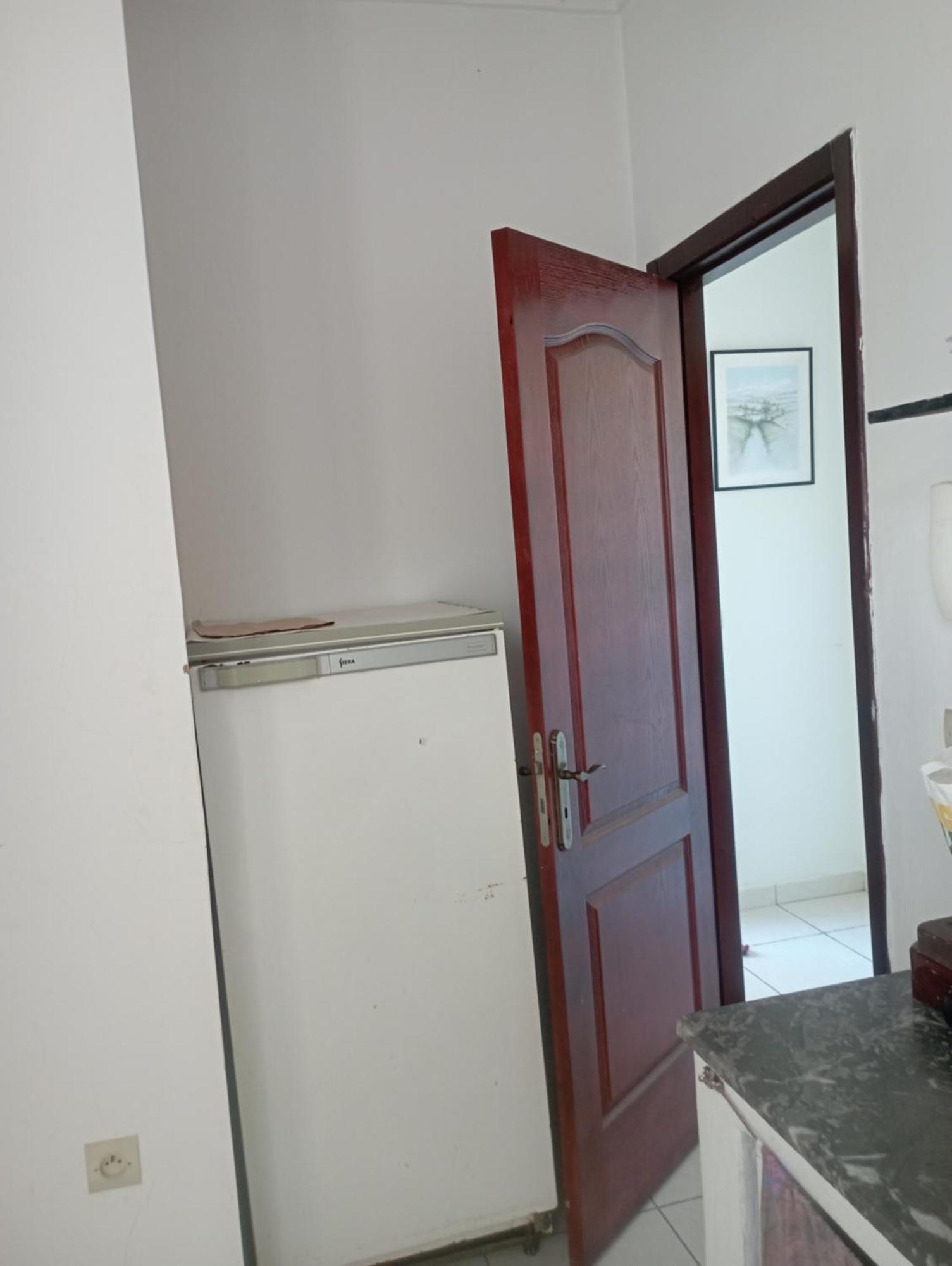 Petit Avec Terasse Apartment